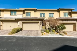 Photo #2: 2260613 Listing 