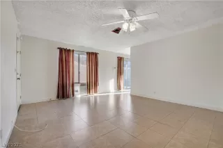 Photo #6: 2260614 Listing 