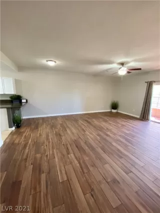 Photo #6: 2260627 Listing