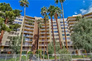 Photo #1: 2260639 Listing