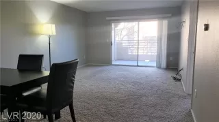 Photo #4: 2260682 Listing