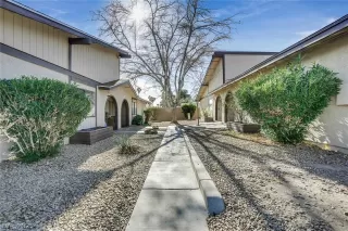 Photo #2: 2260684 Listing