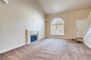 Photo #1: 2260685 Listing