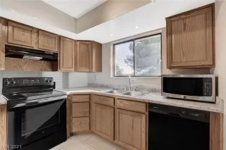 Photo #2: 2260720 Listing 