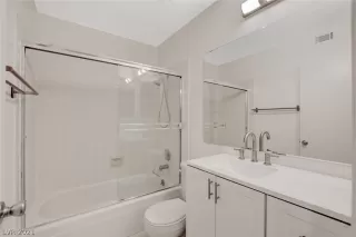 Photo #3: 2260720 Listing 