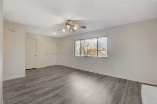 Photo #6: 2260720 Listing 