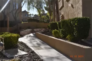 Photo #4: 2260722 Listing