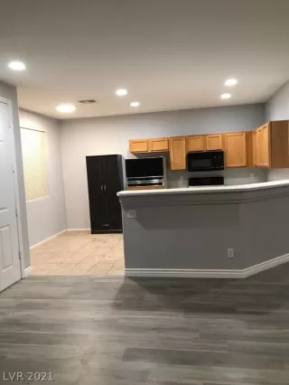 Photo #4: 2260804 Listing 