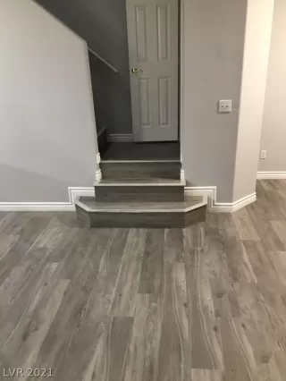 Photo #5: 2260804 Listing 