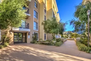 Photo #2: 2260809 Listing 