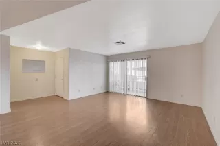 Photo #1: 2260846 Listing