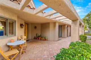 Photo #2: 2260861 Listing 