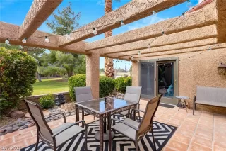 Photo #4: 2260861 Listing 