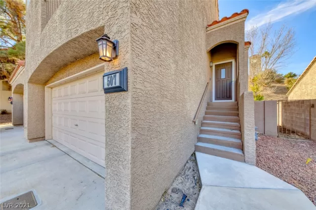 MLS: 2260886 Condo For Sale