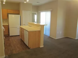 Photo #3: 2260934 Listing 