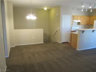 Photo #5: 2260934 Listing 