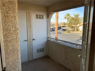 Photo #2: 2260955 Listing