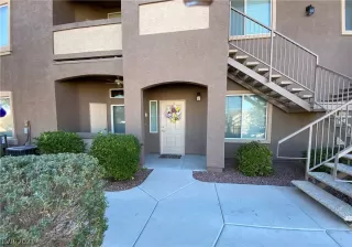 Photo #1: 2260960 Listing