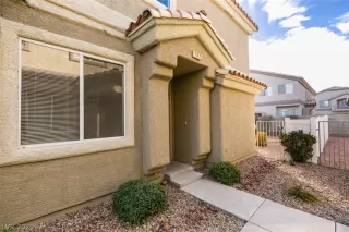 Photo #1: 2260966 Listing