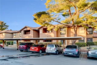 Photo #2: 2260983 Listing