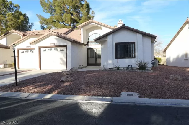 MLS: 2261009 Condo For Sale