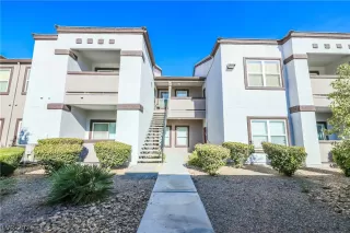 Photo #1: 2261010 Listing