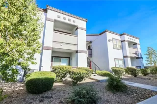 Photo #2: 2261010 Listing