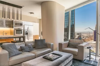 Photo #3: 2261014 Listing