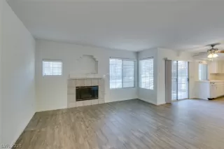 Photo #6: 2261096 Listing