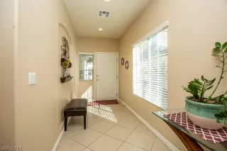 Photo #2: 2261102 Listing 