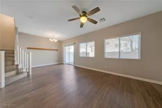 Photo #2: 2261108 Listing