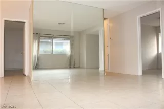 Photo #3: 2261128 Listing 