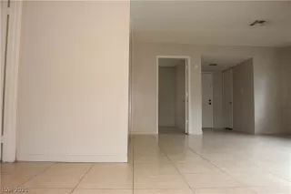 Photo #6: 2261128 Listing 