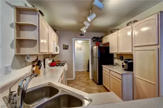 Photo #4: 2261135 Listing 