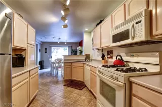 Photo #5: 2261135 Listing 