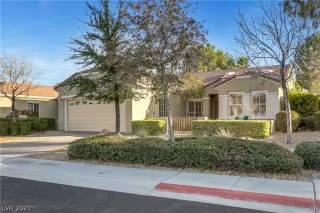 Photo #1: 2261167 Listing