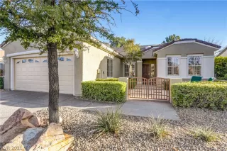 Photo #3: 2261167 Listing