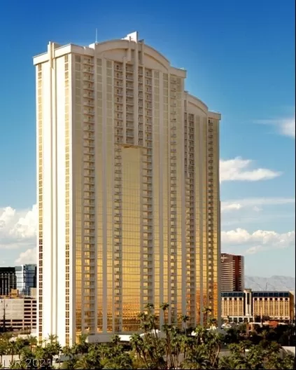 MLS: 2261195 Condo For Sale