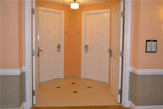 Photo #5: 2261195 Listing