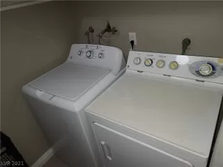 Photo #6: 2261233 Listing 