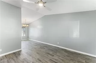 Photo #2: 2261246 Listing 