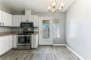 Photo #5: 2261246 Listing 