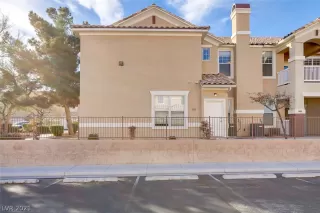 Photo #1: 2261306 Listing 