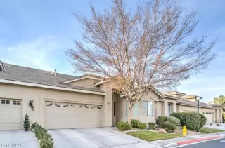 Photo #1: 2261314 Listing