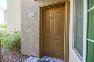 Photo #3: 2261334 Listing