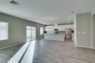 Photo #2: 2261349 Listing 