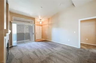 Photo #4: 2261368 Listing