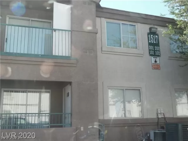 MLS: 2261400 Condo For Sale