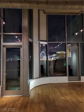 Photo #5: 2261428 Listing 