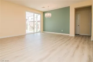 Photo #4: 2261455 Listing 